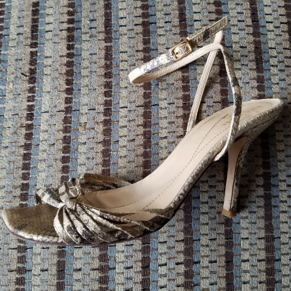 Kate Spade gold shimmery snake ankle wrap heels - Picture 2 of 8